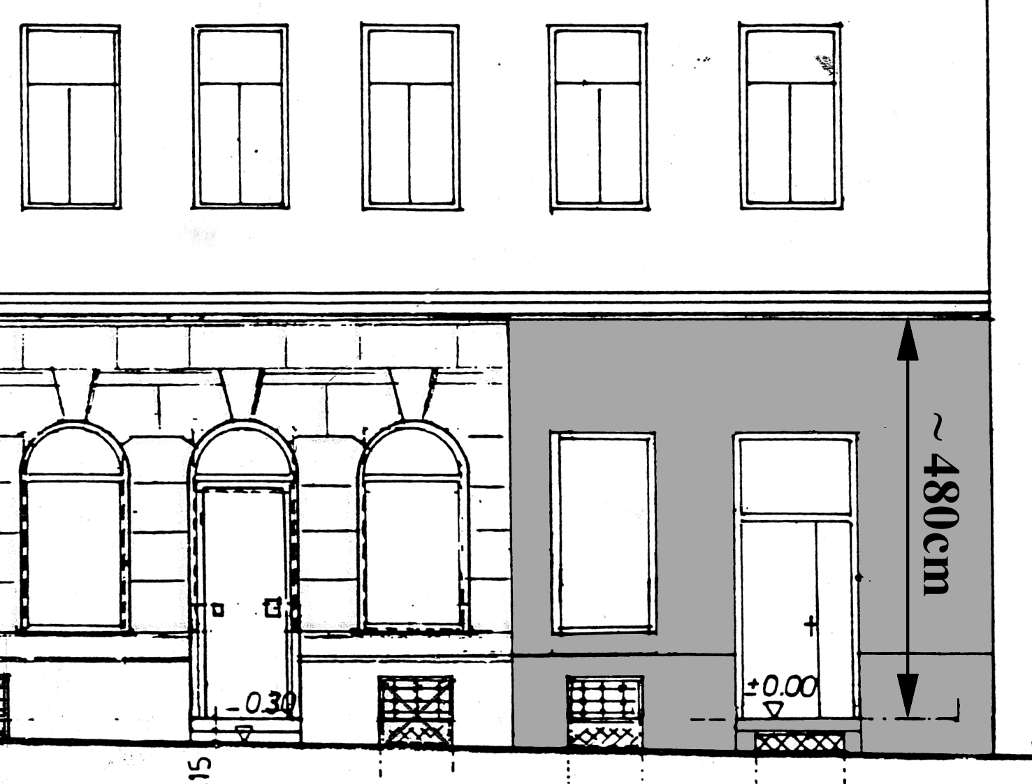 Abbildung 6.1: Ansicht der Häuserfront von der Straße. Der graue Bereich ist die Außenmauer der konkreten Einheit samt Eingang und dem leider einzigen Fenster.